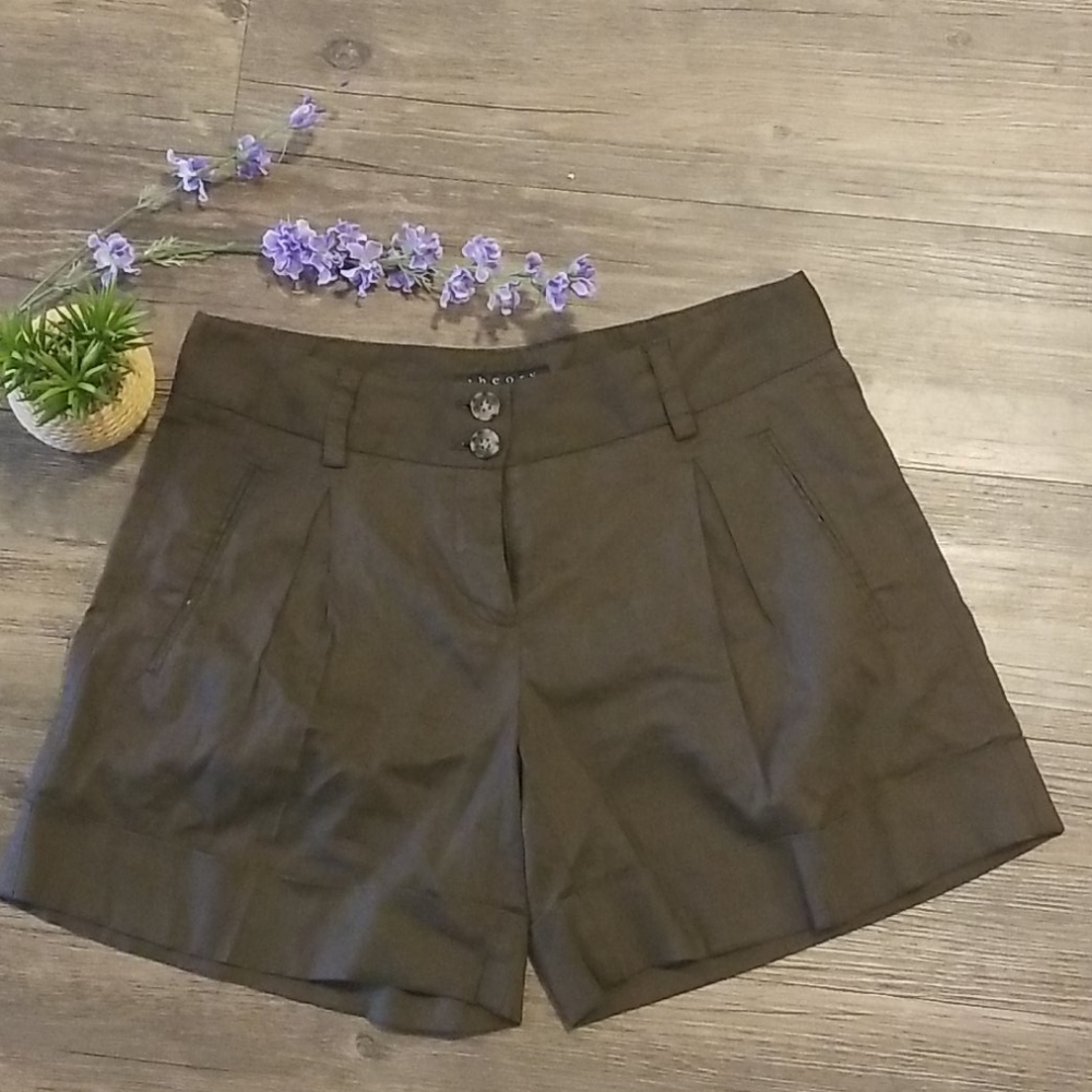 😍😍Chocolate Brown Theory linen blend shorts